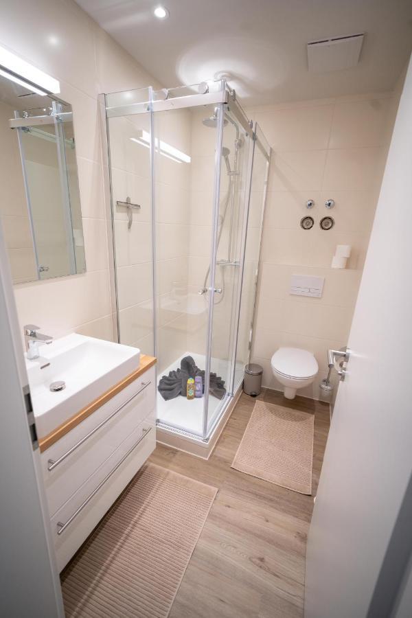 Fullhouse - Zwickau - L96 - Smarttv - Nespresso - 2 Queensize Beds Eksteriør bilde